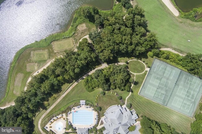 Building Photo - 15305 Kettlebaston Ln