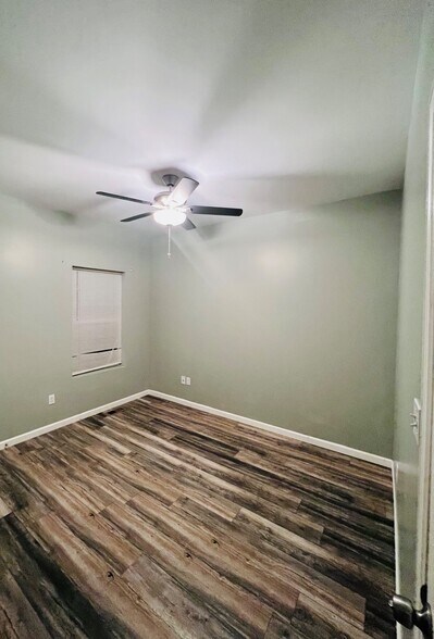 Building Photo - 6016 Kingfish Dr