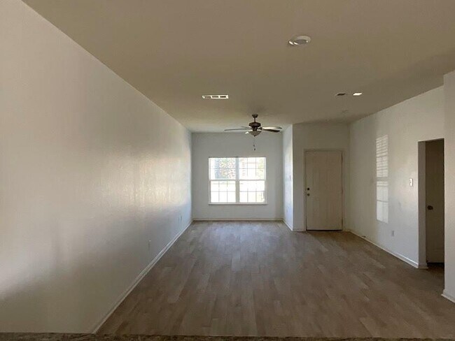 Building Photo - 172 Allington Cir