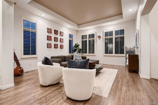 Building Photo - Extravagant home with lots to offer!