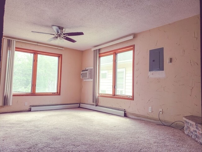 Building Photo - 2721 Fremont Ave S