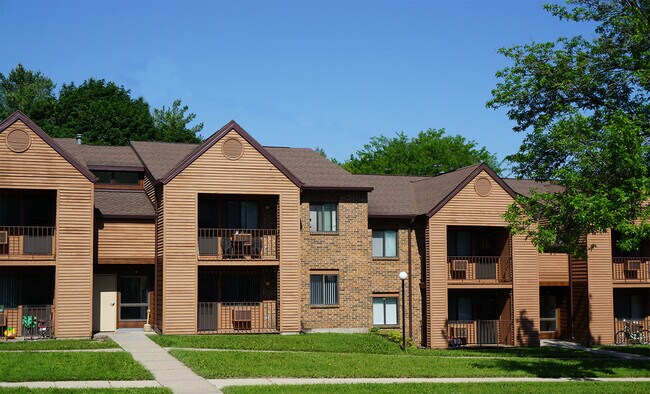 Primary Photo - Meadow Ridge Apartments