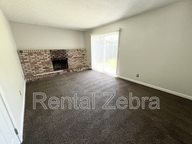 Building Photo - 3257 Phoenix Way