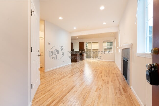 Building Photo - 8322 137th Ct NE