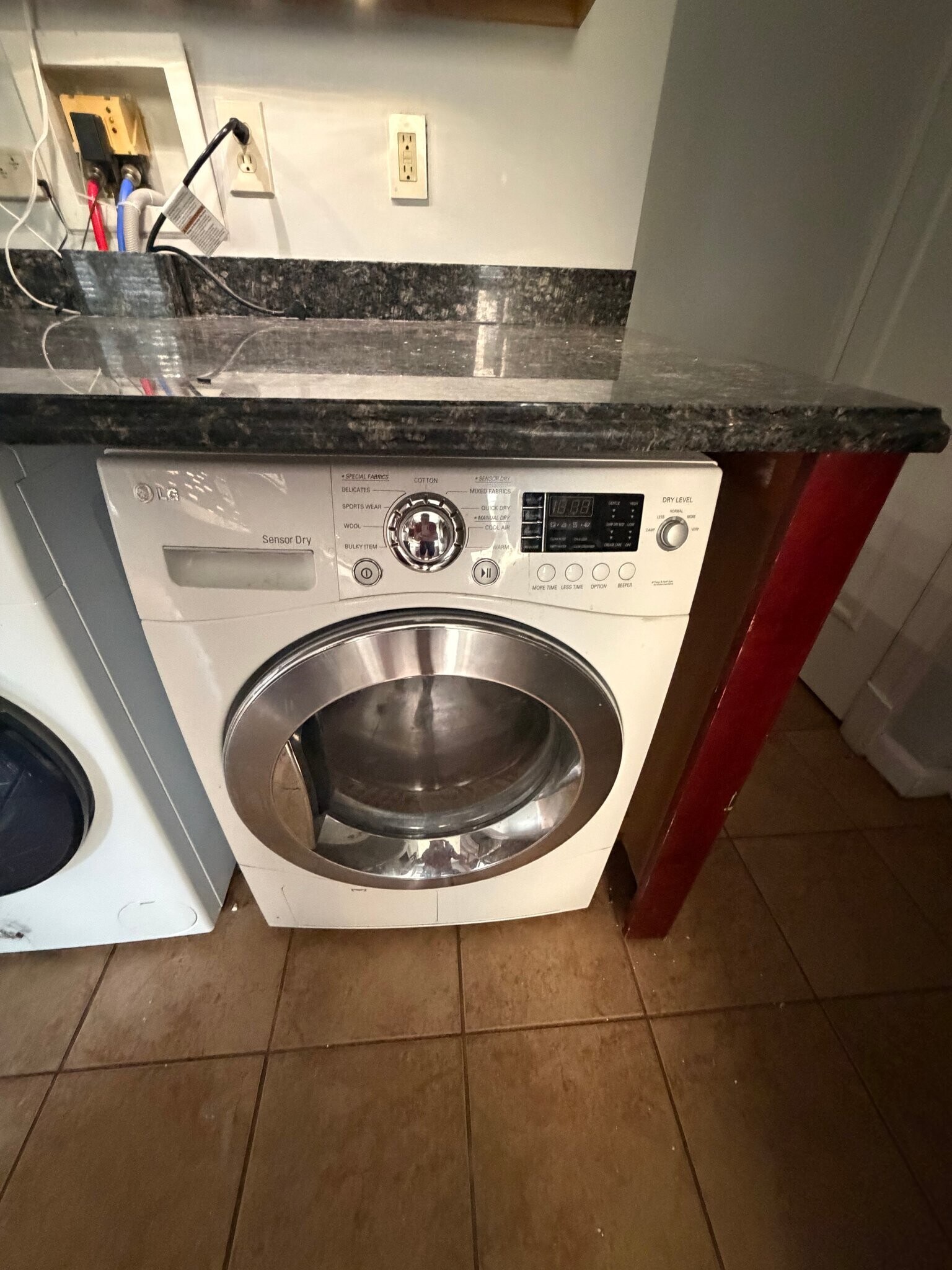 Building Photo - 7555 Byron Pl