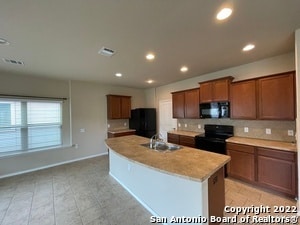 Building Photo - 5939 Enchantment