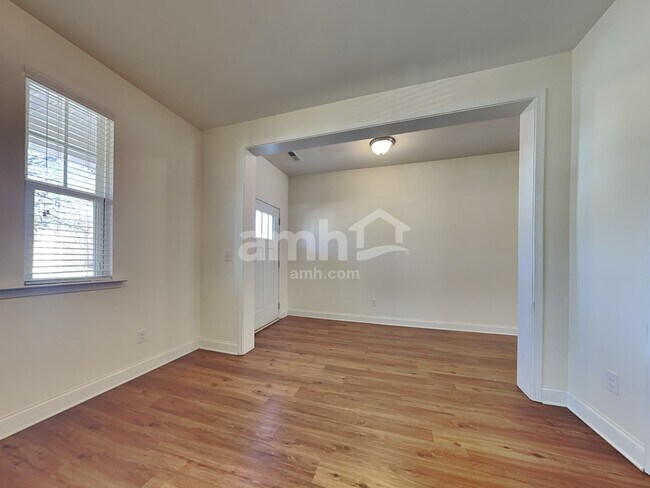 Building Photo - 6835 Thistle Down Dr