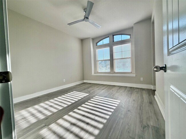 Building Photo - 3317 Orch Brg Ln