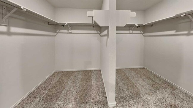 Building Photo - 6132 Holm Oak Rd