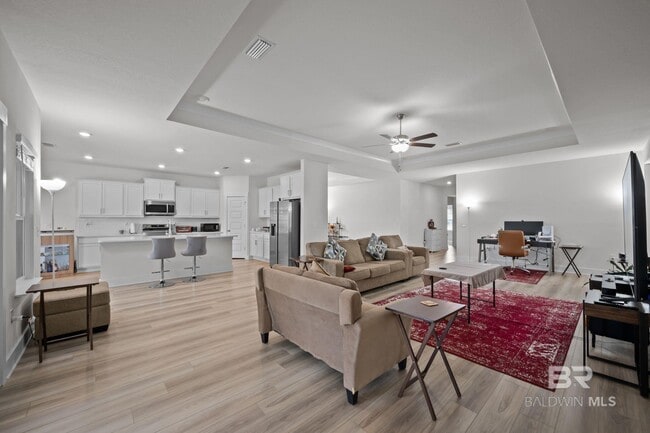 Building Photo - 25299 Thistle Chase Dr