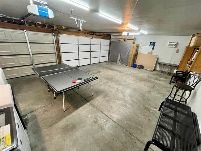 Building Photo - 5243 S Placentia Pkwy