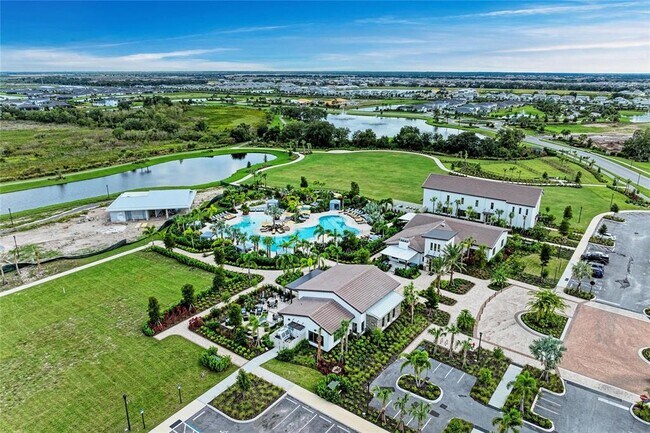 Building Photo - 18143 Wheathouse Pl