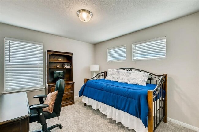 Building Photo - 105 Tucana St