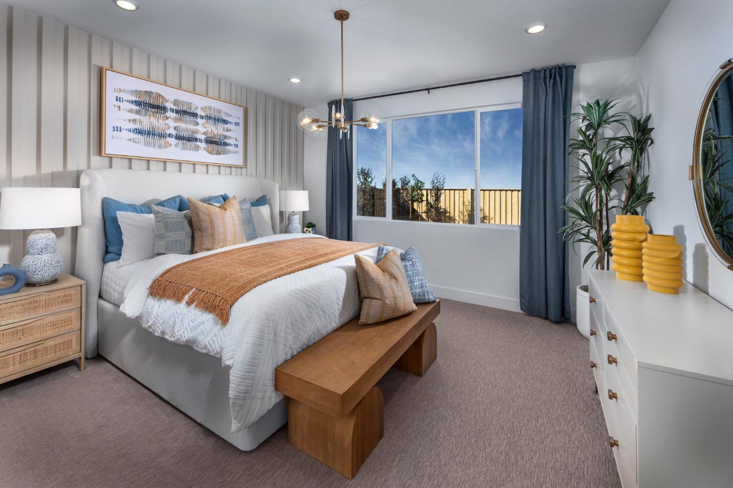 Master Bed - 2109 Emerald Ranch Rd