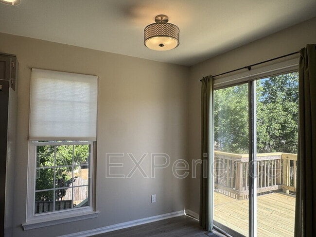 Building Photo - 11303 Golden Eagle Pl