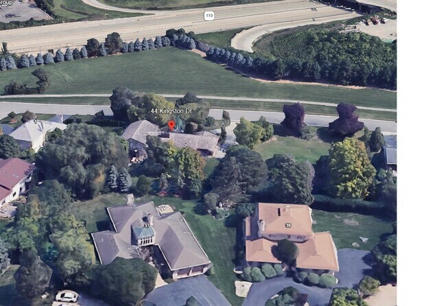 Building Photo - 44 Kingston Dr