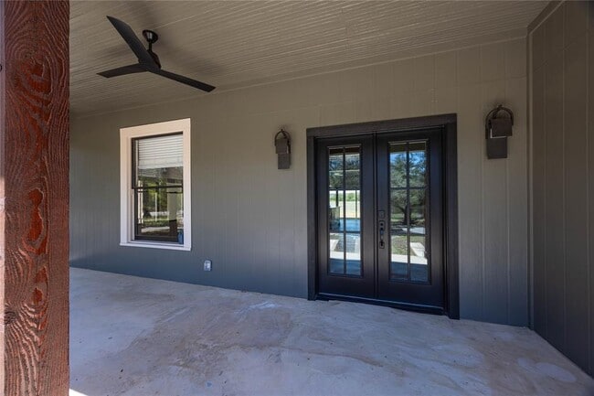 Building Photo - 12900 Ranch Rd 12