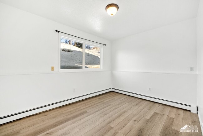 Building Photo - 19033 Whirlaway Rd