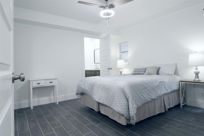 Building Photo - 1801 Huldy St