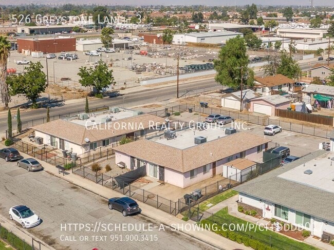 Building Photo - 526 Greystone Ln