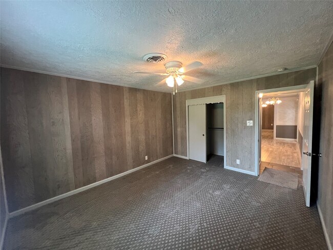Building Photo - 1216 Northwood St