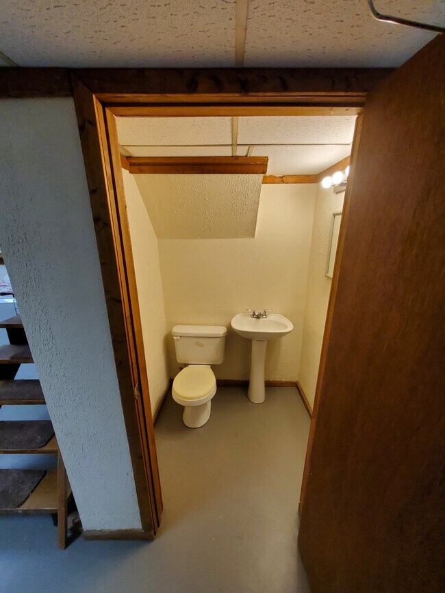 bathroom 2 basement - 1312 4th Ave