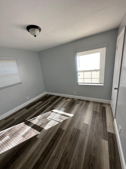 Building Photo - 3805 Fairfax St