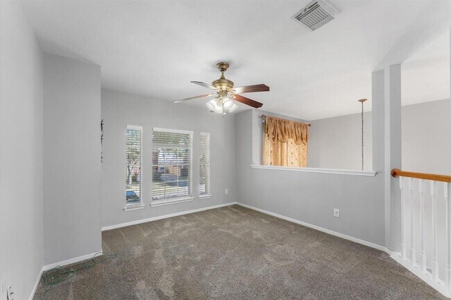 Building Photo - 11910 McKinney Falls Ln