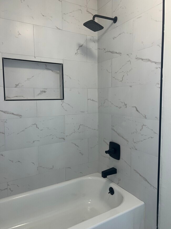 Building Photo - 10042 N 52nd St