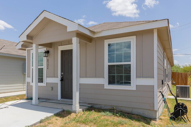 Building Photo - 8326 Piedra Medina