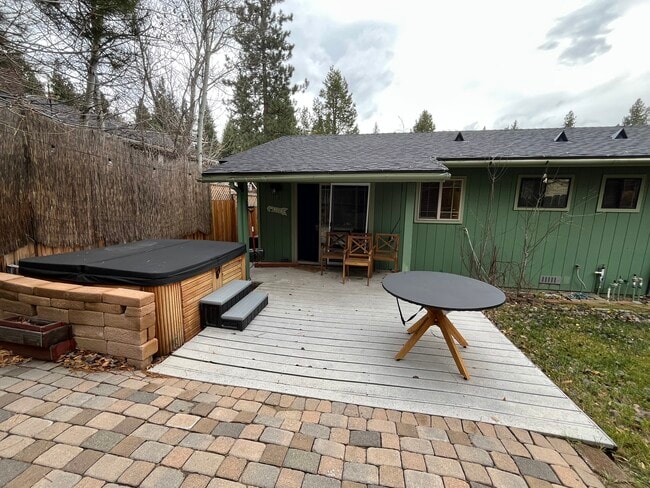 Building Photo - 3361 Heavenly Valley Rd