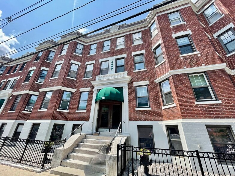 Building Photo - 317 Allston St