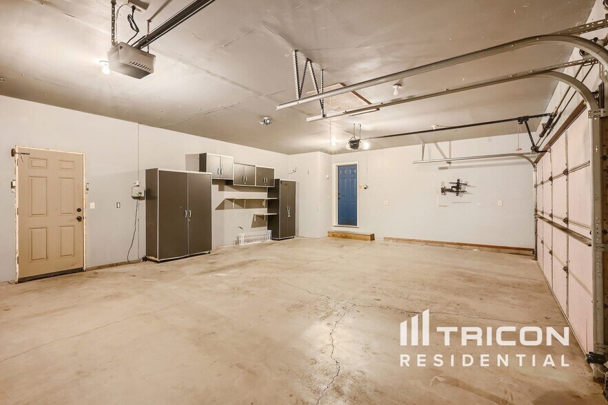 Building Photo - 7326 Lander Ave NE