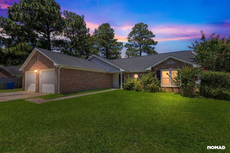 Building Photo - 1604 Piney Creek Pl