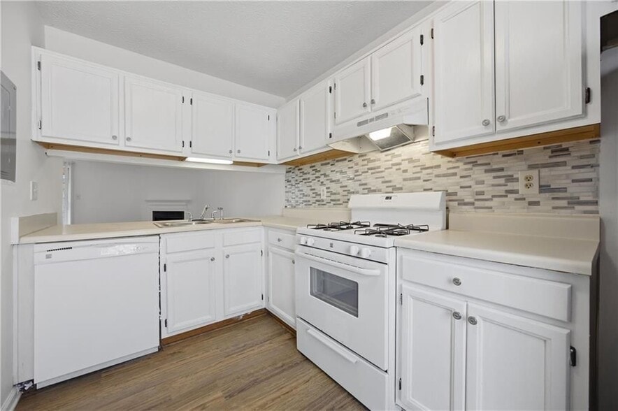 Building Photo - 4066 Heritage Valley Ct