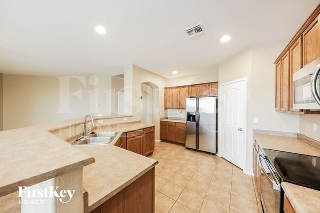 Building Photo - 188 S 154th Ln