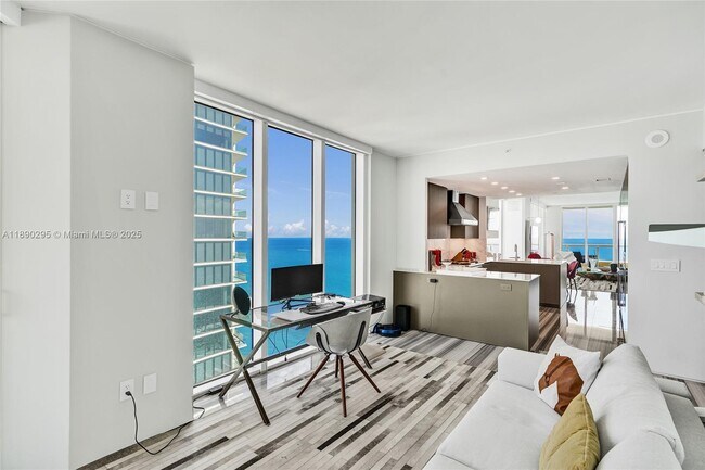 Building Photo - 17875 Collins Ave