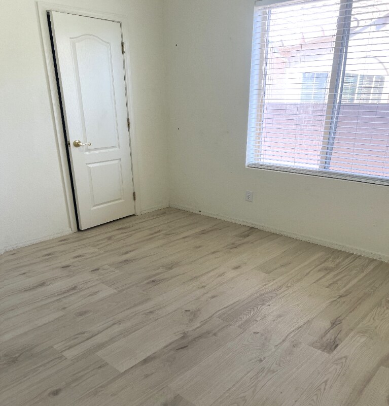 Building Photo - 5360 N Placita Los Arbustos