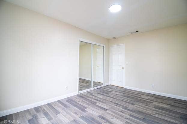 Building Photo - 17433 Sultana St