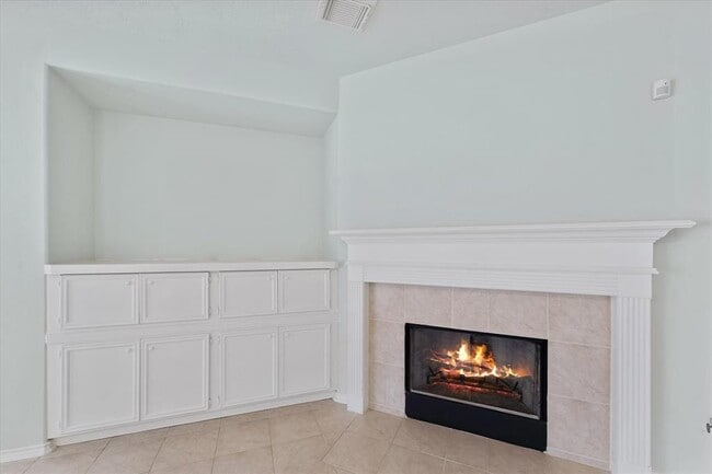 Building Photo - 27 N Merryweather Cir