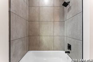 Building Photo - 1334 Center St