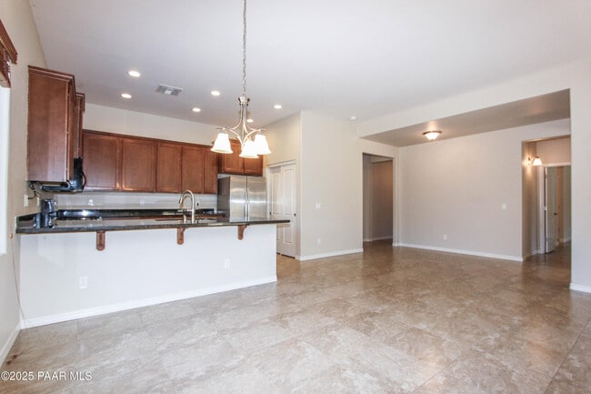 Building Photo - 2677 Capella Dr