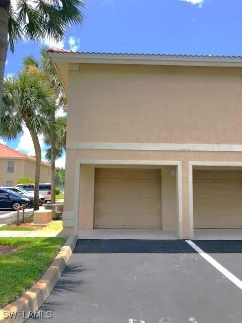 Building Photo - 8275 Ibis Club Dr