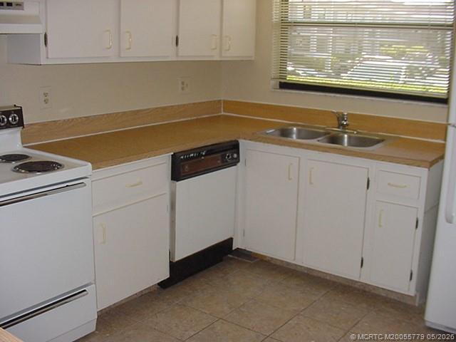 Building Photo - 1290 SE Parkview Pl