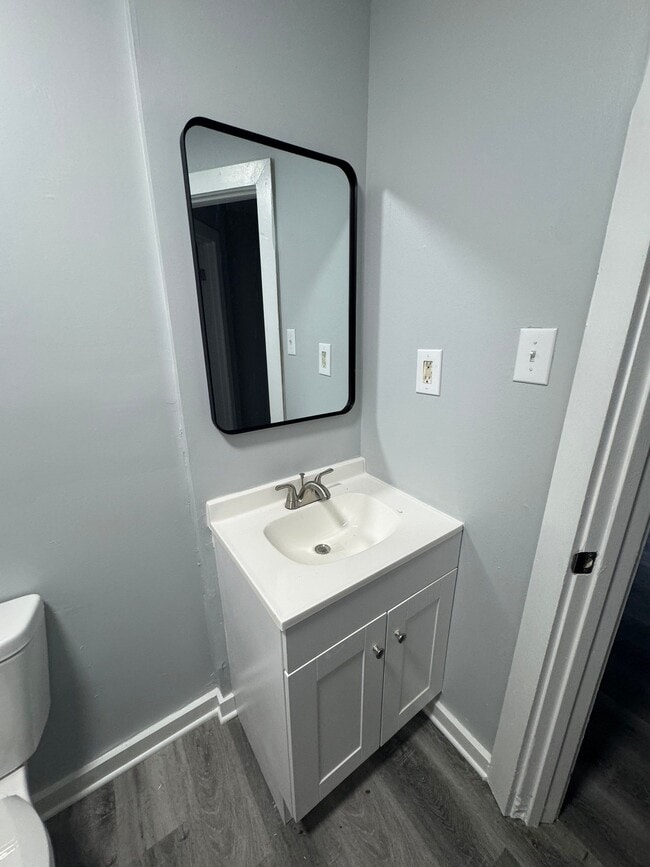 Building Photo - 2934 N Colorado Ave