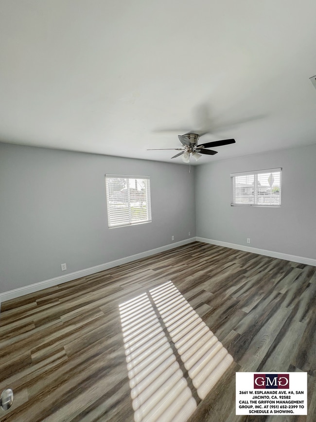 Building Photo - 3 Bedroom, 2 Bathroom House w/ Bonus Rooms...