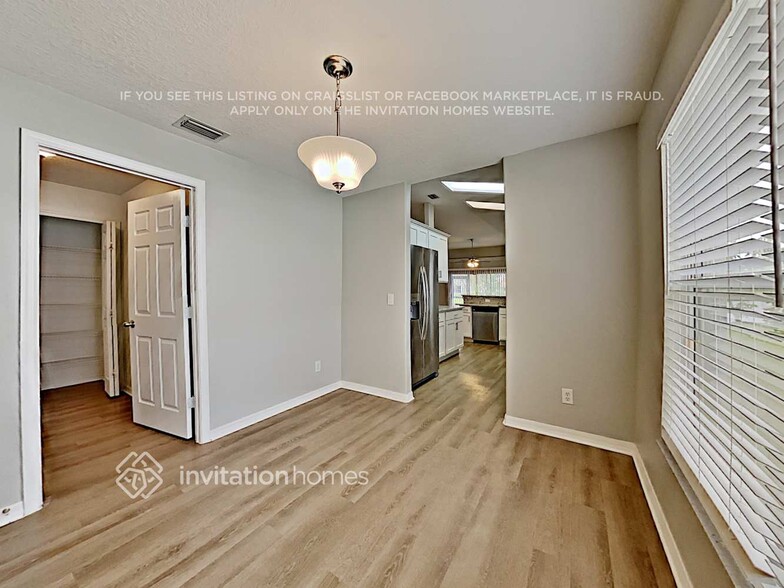 Building Photo - 3967 Montesino Dr