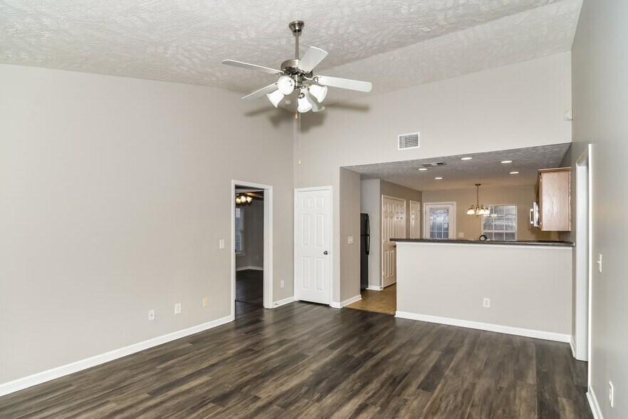 Building Photo - 177 Howard Woody Dr