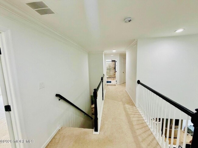 Building Photo - 33 Brownstone Rd