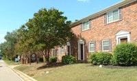 Building Photo - Branders Bridge Apartments